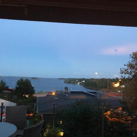 Aid Og Svein' S Sentrumsnaere Panorama Hjem Kristiansand Bagian luar foto